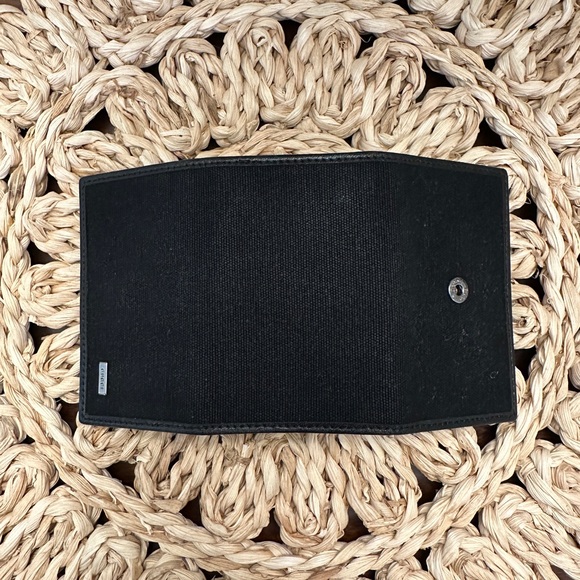 🖤 GUCCI | Black Canvas & Leather 6-Ring Key Holder — Authentic - Picture 5 of 5